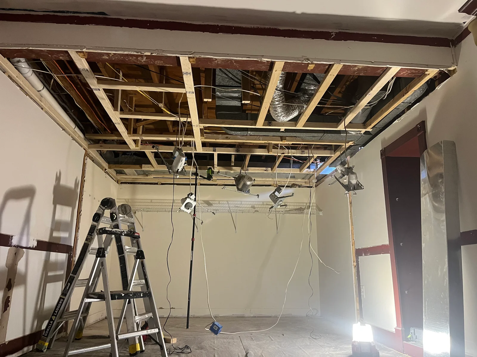 Recessed lighting installation by Smart General Contractors